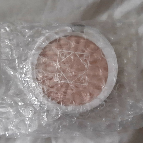 OFRA Highlighter Rodeo Drive - Picture 4 of 4